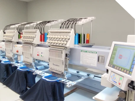 Machine de broderie multi-têtes de l'atelier HM Marquage