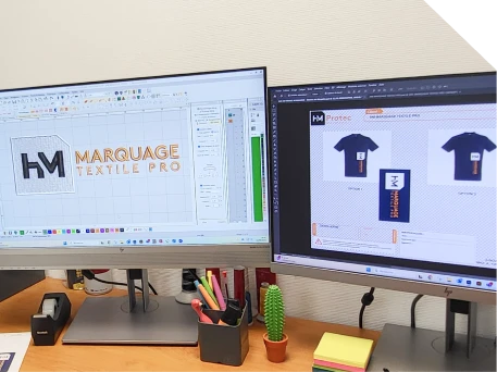 Création graphique d'un visuel de marquage sur ordinateur, catalogue HM Protec à l'écran